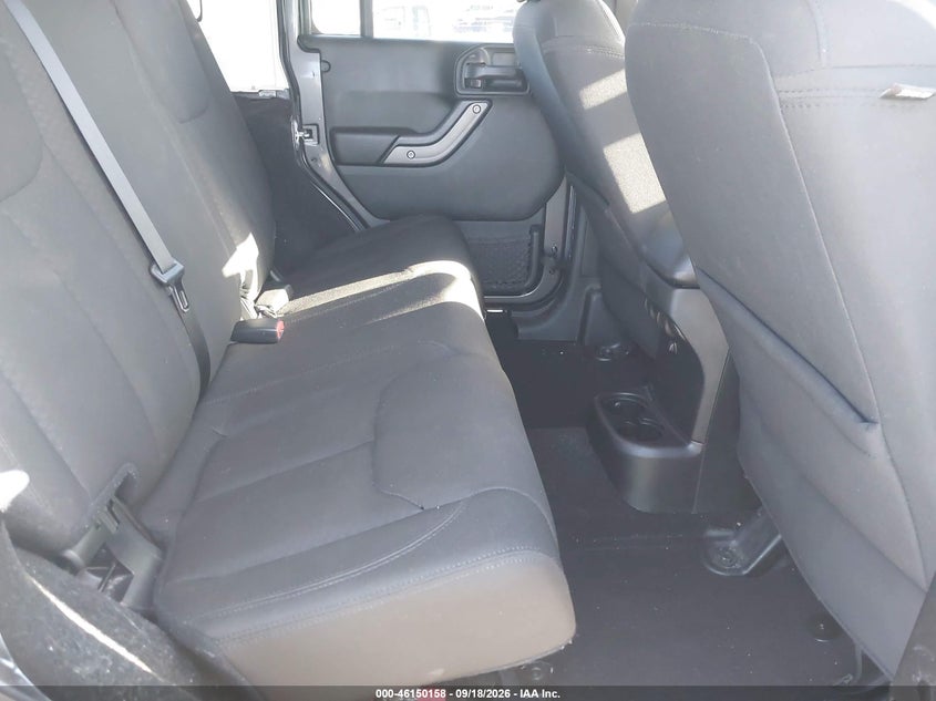 2017 JEEP WRANGLER UNLIMITED SPORT 4X4 · Фото 8