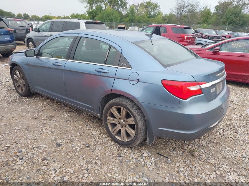 Vin: 1c3bc1fg7bn615231, lot: 46649988, chrysler 200 touring 20113