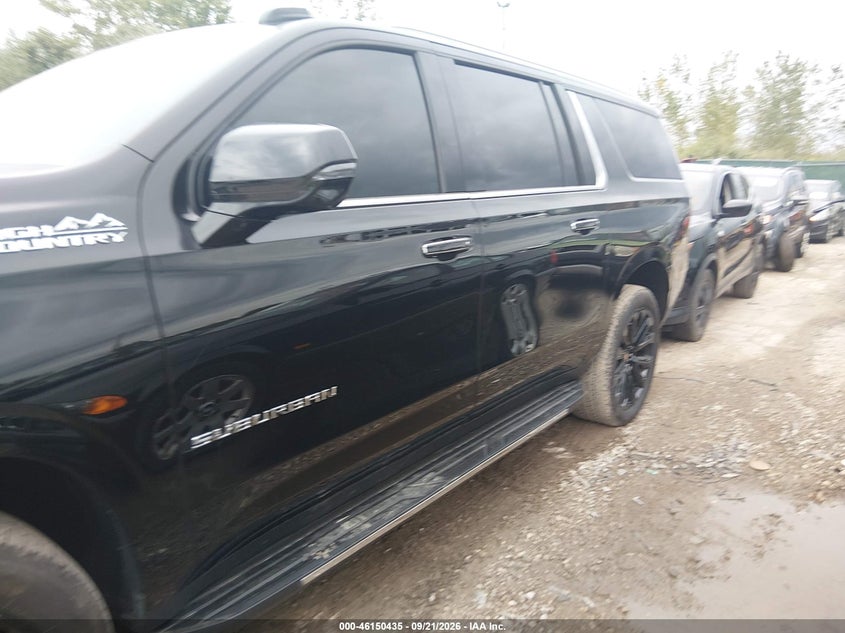 CHEVROLET SUBURBAN - zdjęcie 14