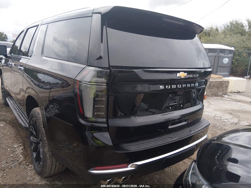 CHEVROLET SUBURBAN - zdjęcie 16