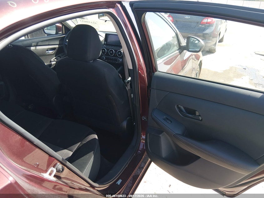 2025 NISSAN SENTRA auction photo 8