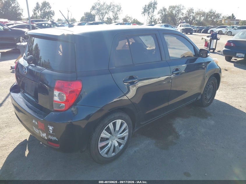 2014 SCION XD · Фото 4