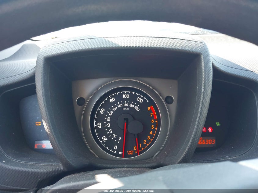 2014 SCION XD · Фото 7