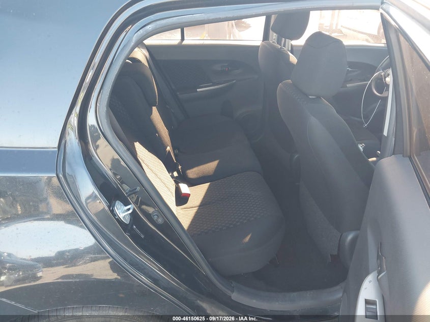 2014 SCION XD · Фото 8