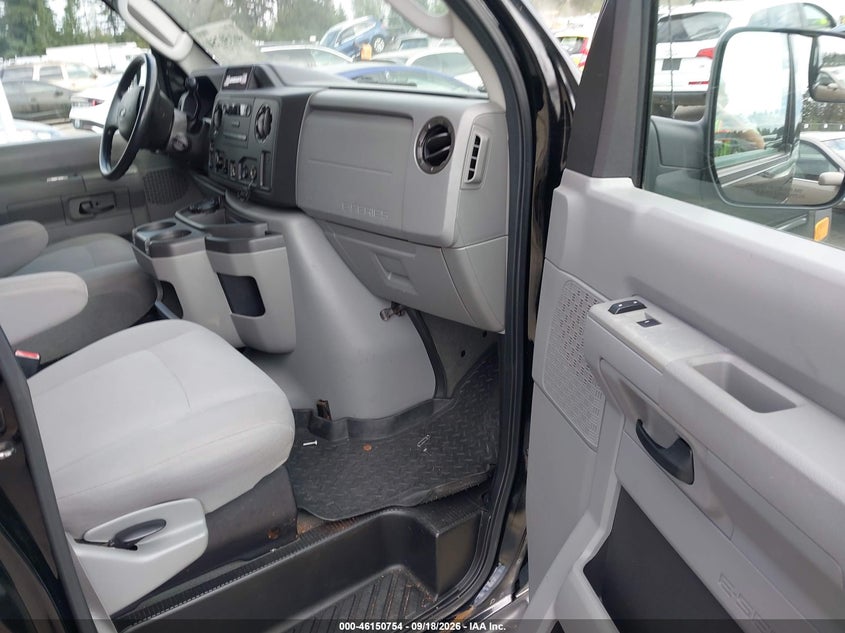 2010 FORD E-350 SUPER DUTY XL/XLT · Фото 5