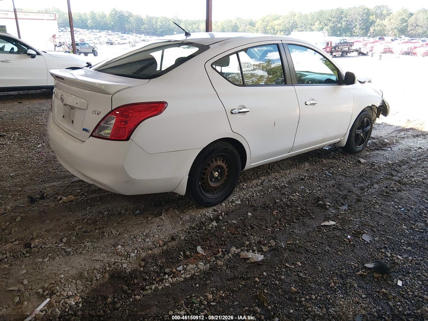 2013 NISSAN VERSA auction photo 4