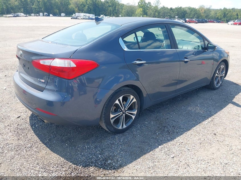 2015 KIA FORTE auction photo 4