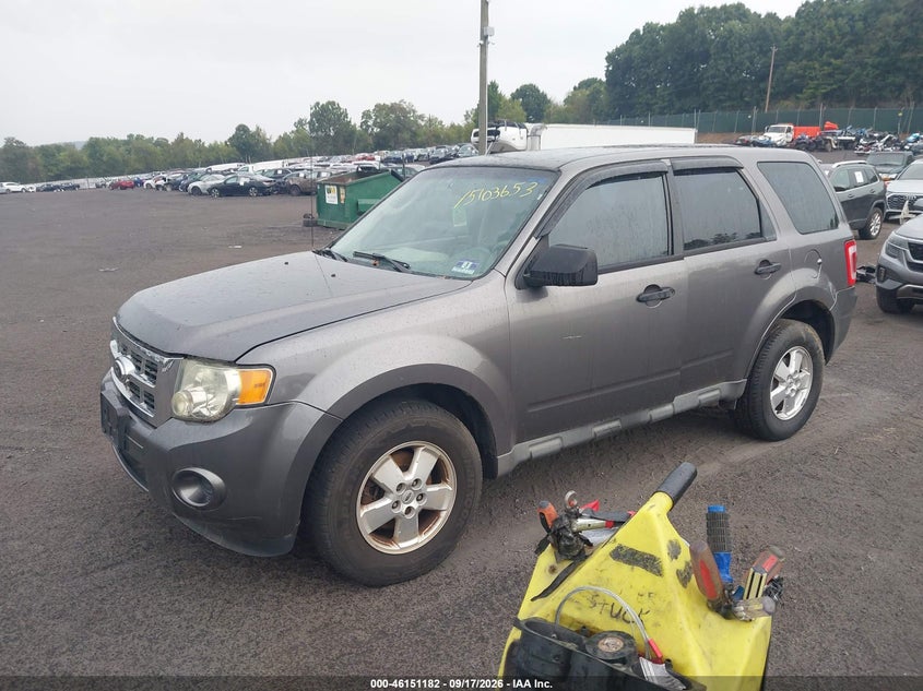 Vin: 1fmcu0c75akd30308, lot: 46650967, ford escape xls 20102