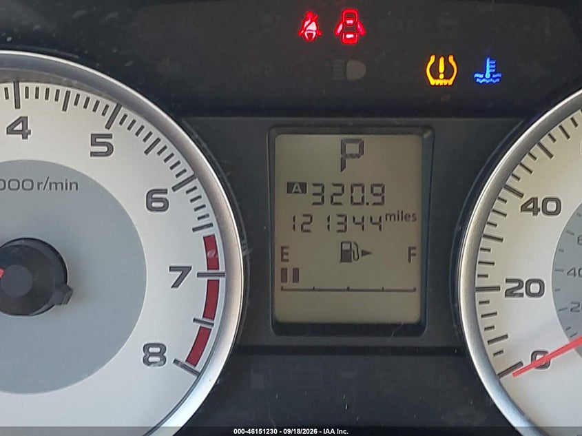 2013 SUBARU IMPREZA 2.0I · Фото 16