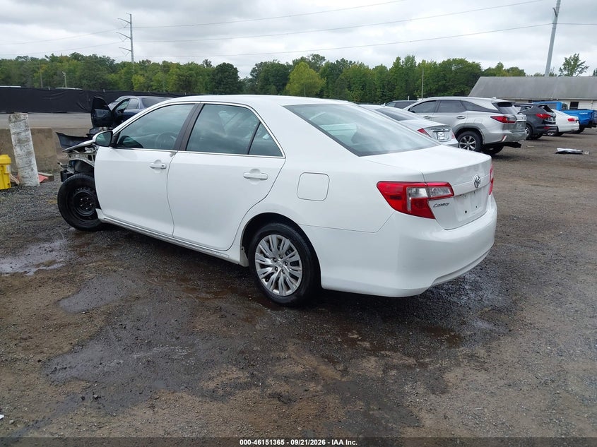 Vin: 4t4bf1fk7er380414, lot: 46651150, toyota camry le 20143