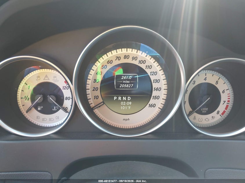 MERCEDES-BENZ C 300 2012 VIN WDDGF8BB5CA615187