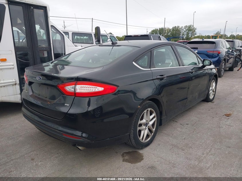 Ford Fusion - фото 4