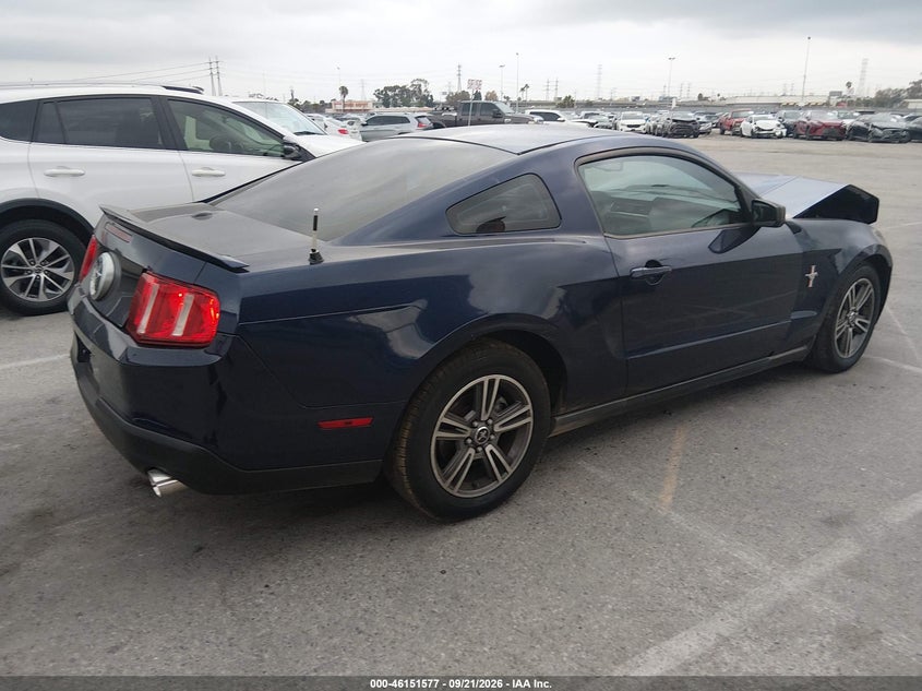 2010 FORD MUSTANG auction photo 4