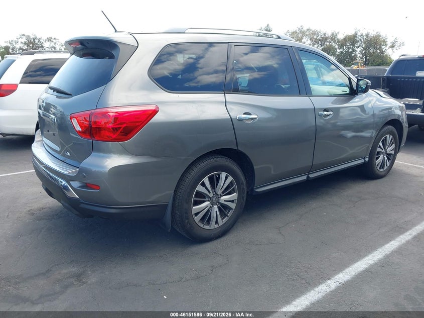 Vin: 5n1dr2mn0jc670328, lot: 46651371, nissan pathfinder sv 20184