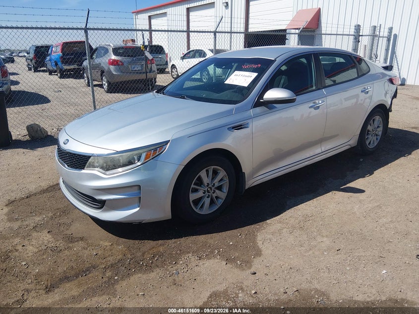 2018 Kia Optima, Удар ззаду, IAAI, VIN 5XXGT4L35JG191997 — фото 2