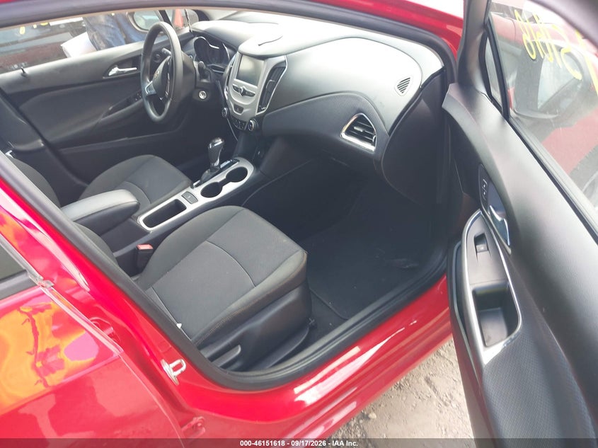 2018 CHEVROLET CRUZE auction photo 5
