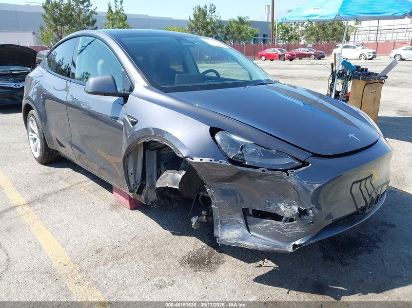 TESLA MODEL Y - zdjęcie 6