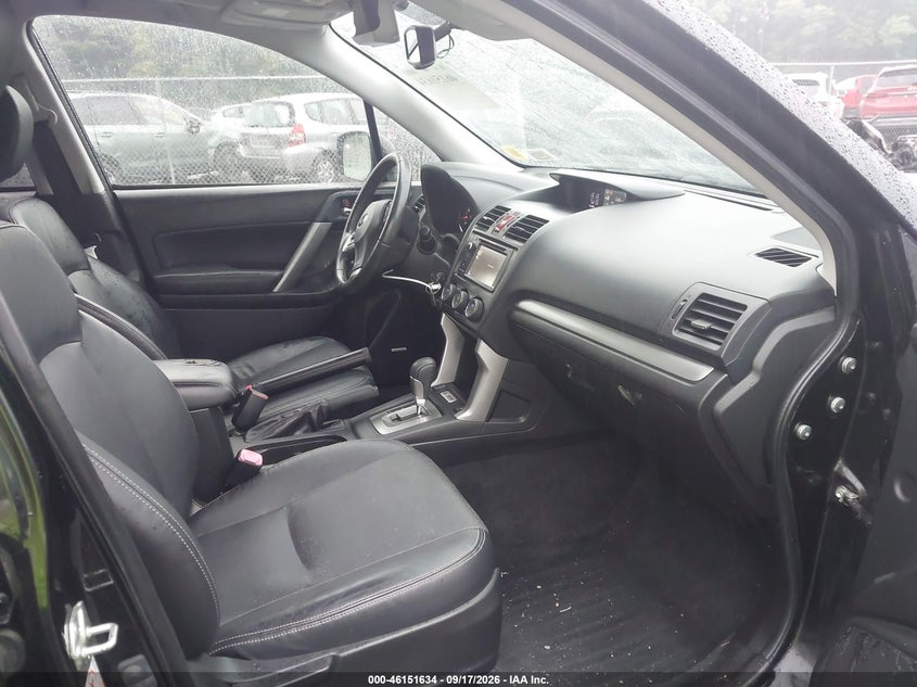 2014 SUBARU FORESTER · Photo 5