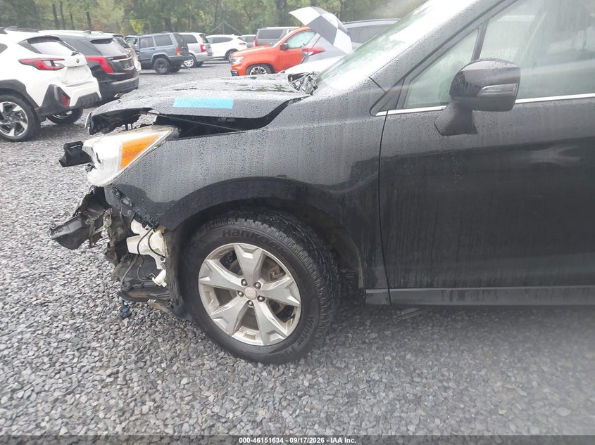 2014 SUBARU FORESTER · Photo 6