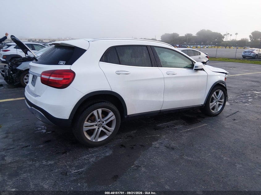 MERCEDES-BENZ GLA 250 2019 VIN WDCTG4EB6KU015201