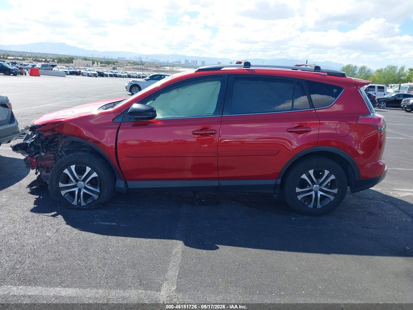 TOYOTA RAV4 - zdjęcie 15