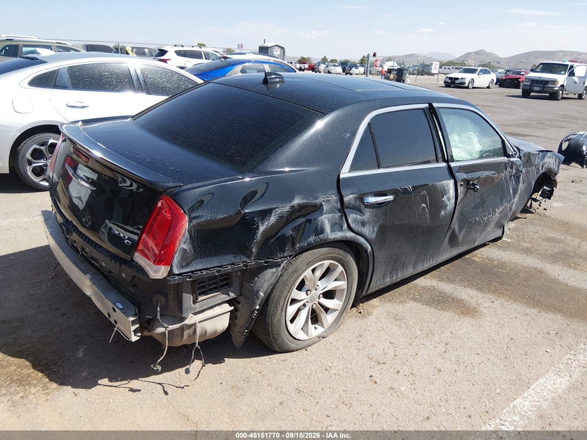2016 CHRYSLER 300C · Фото 4