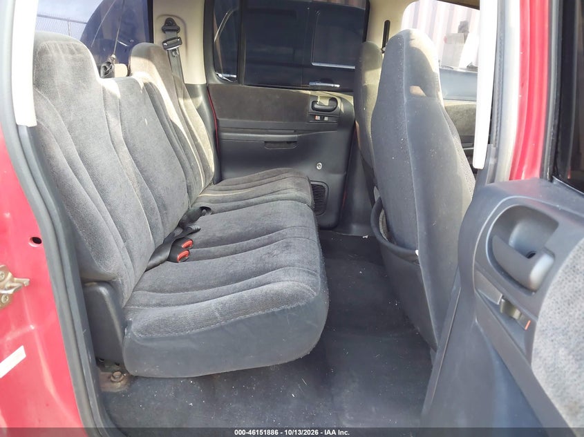 DODGE DAKOTA 2002 VIN 1B7HL38X82S583342