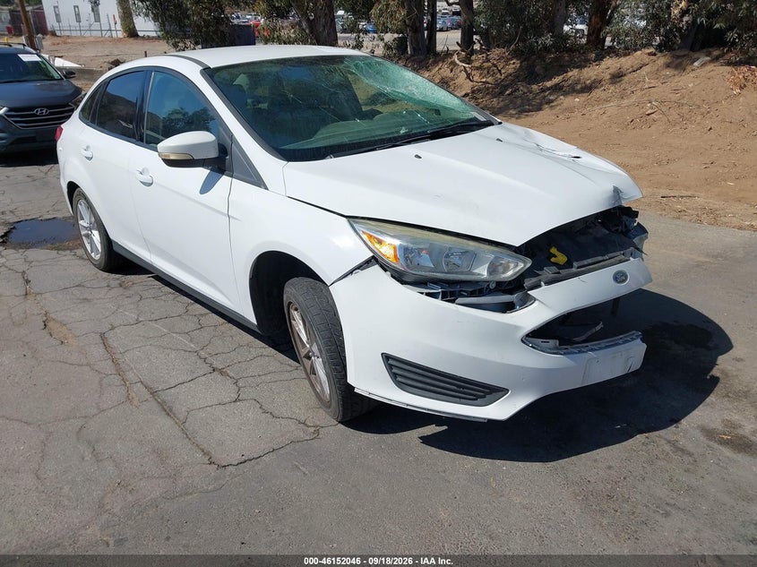 Vin: 1fadp3f23fl336309, lot: 46651831, ford focus se 2015 img_1