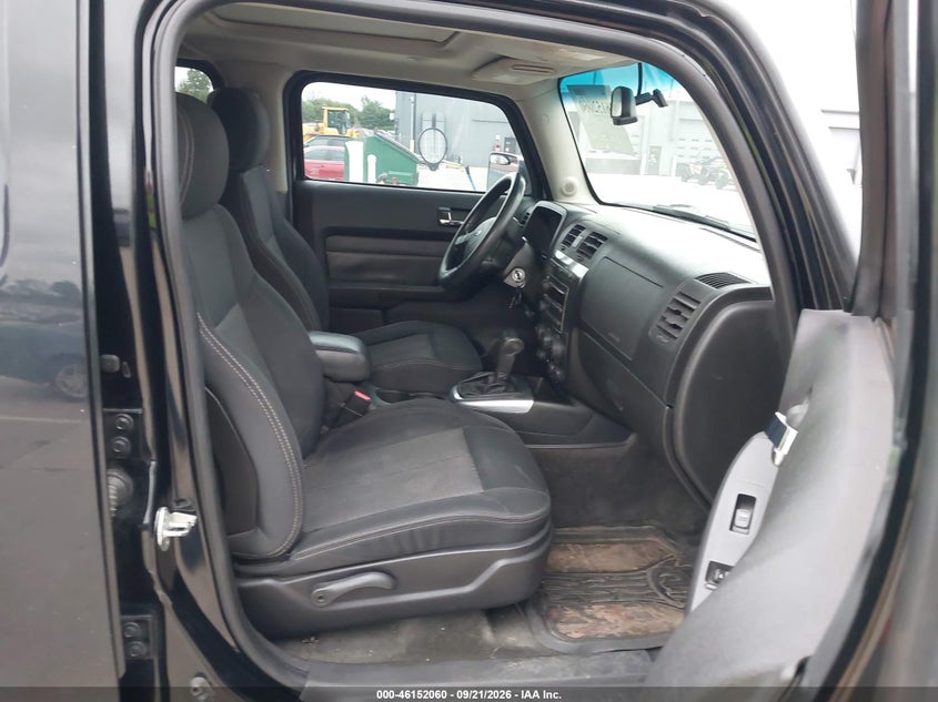 2008 HUMMER H3 SUV · Фото 5