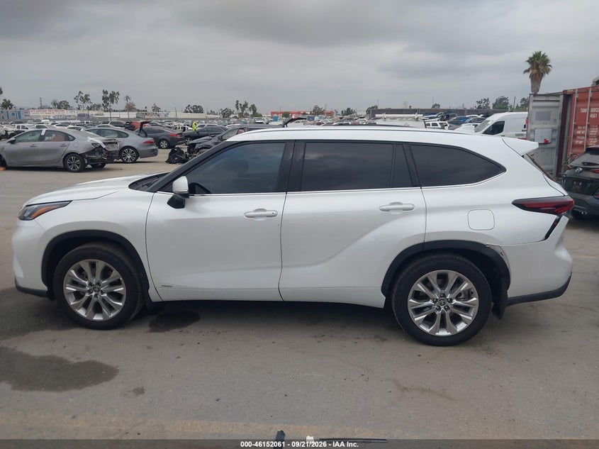 TOYOTA HIGHLANDER - zdjęcie 14