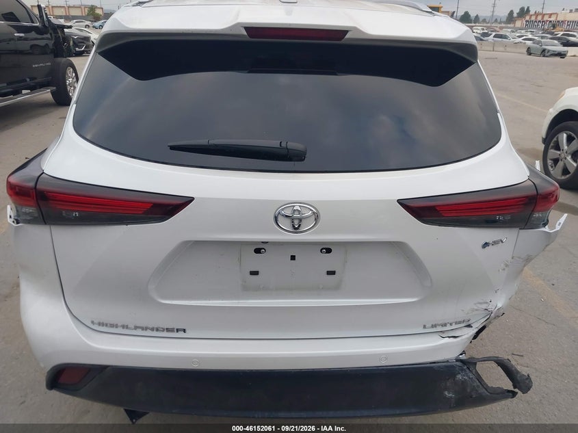 TOYOTA HIGHLANDER - zdjęcie 16