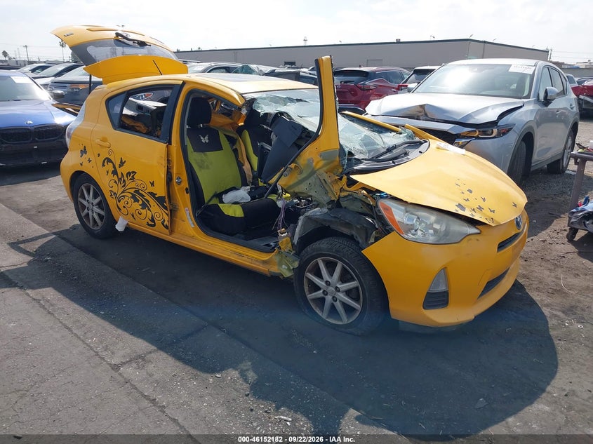 2014 TOYOTA PRIUS C THREE