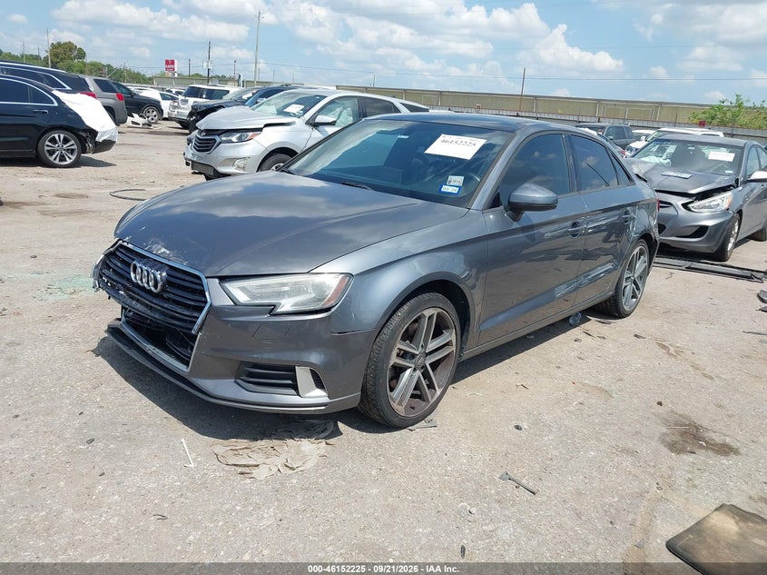 Vin: wauaugff2j1040490, lot: 46652010, audi a3 2.0t premium/2.0t tech premium 20182