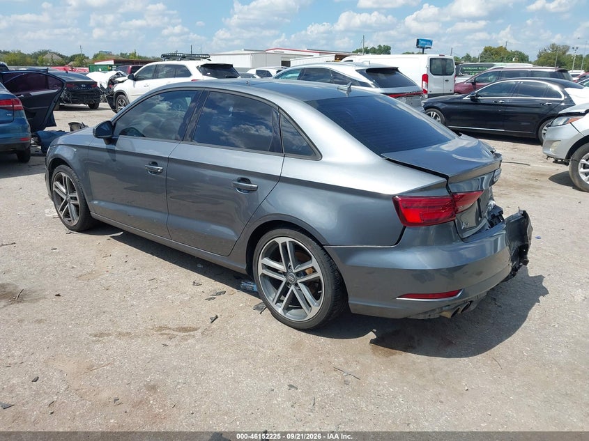 Vin: wauaugff2j1040490, lot: 46652010, audi a3 2.0t premium/2.0t tech premium 20183