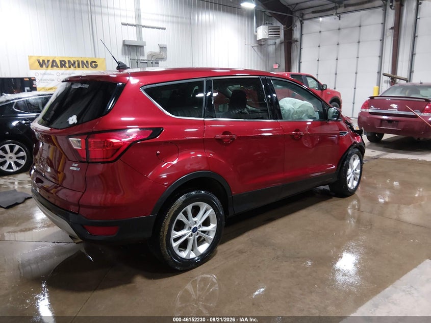 Vin: 1fmcu9gd0kuc54524, lot: 46652014, ford escape se 20194