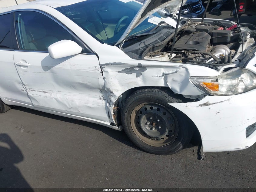 Фото 6 - TOYOTA CAMRY
