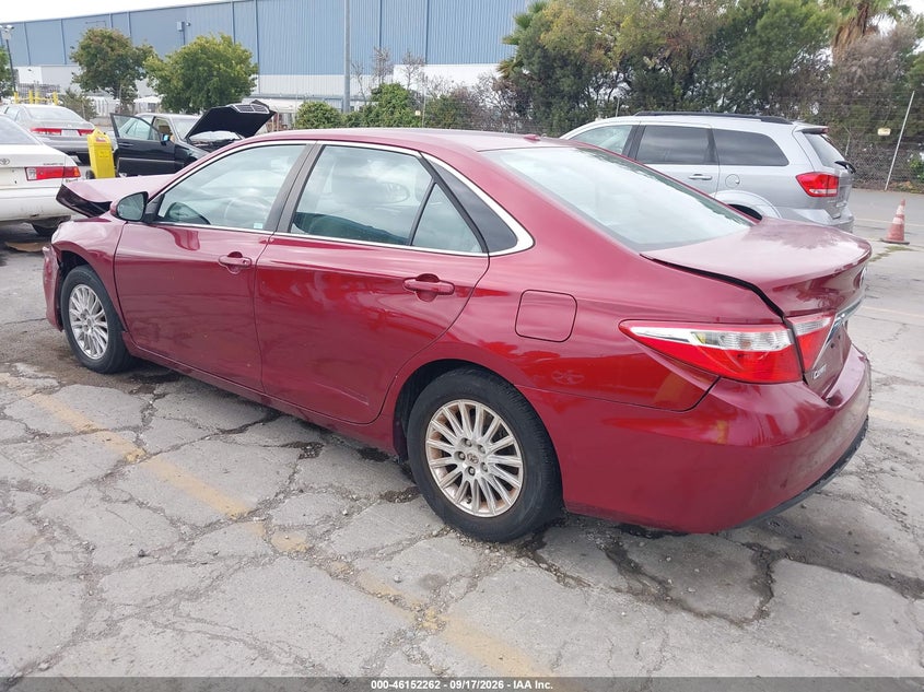 Vin: 4t1bf1fk6hu752386, lot: 46652047, toyota camry le 20173