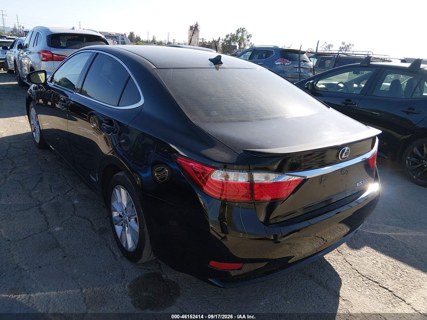 Vin: jthbw1gg4d2016436, lot: 46652199, lexus es 300h 20133