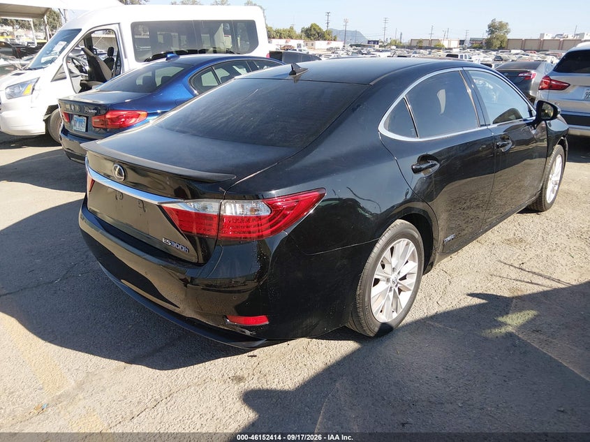 Vin: jthbw1gg4d2016436, lot: 46652199, lexus es 300h 20134