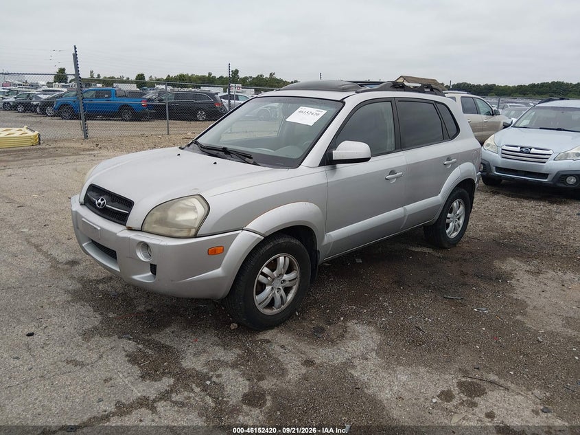 2007 HYUNDAI TUCSON auction photo 2