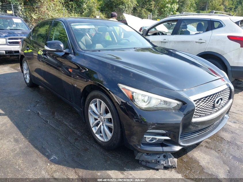 2015 Infiniti Q50 Premium