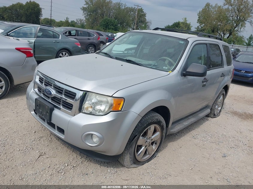 Vin: 1fmcu9d71aka34530, lot: 46652381, ford escape xlt 20102