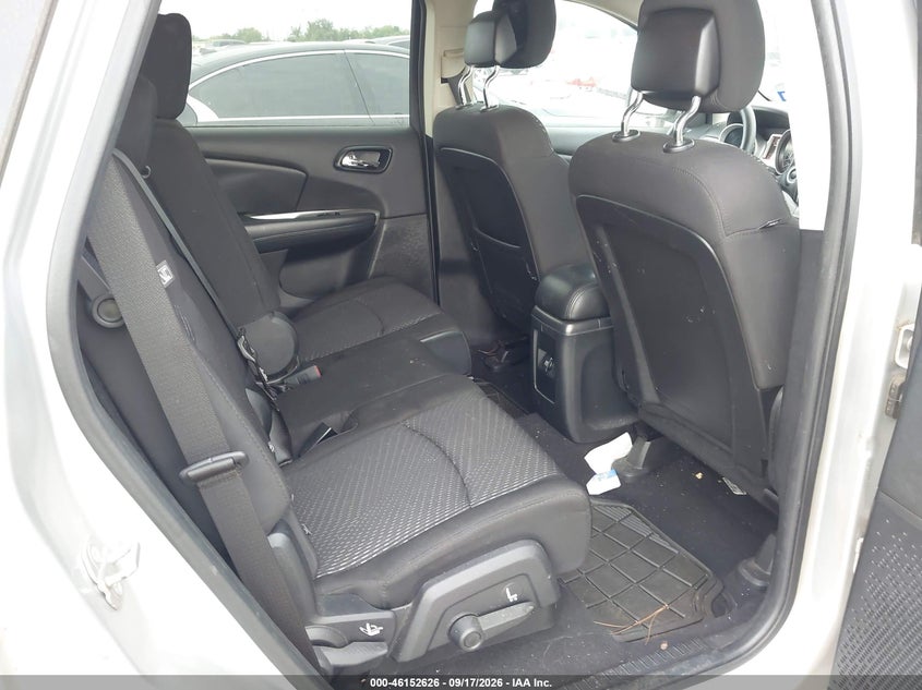 2014 DODGE JOURNEY auction photo 8
