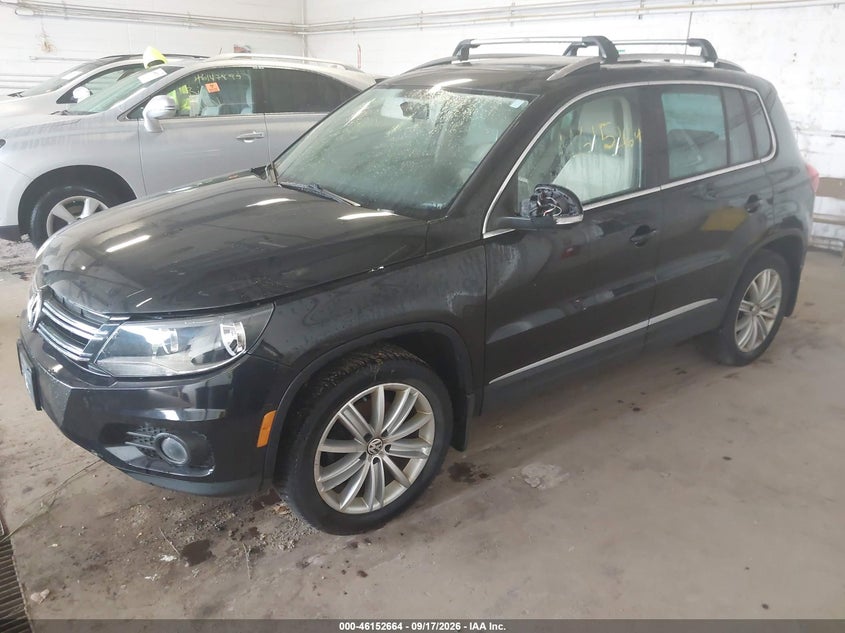 2014 VOLKSWAGEN TIGUAN auction photo 2