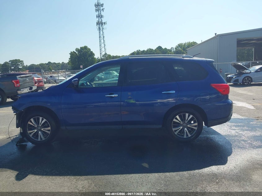 Фото 14 - NISSAN PATHFINDER