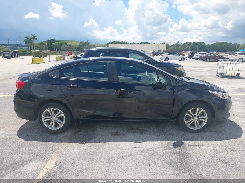 CHEVROLET CRUZE 2019 VIN 1G1BC5SMXK7148396
