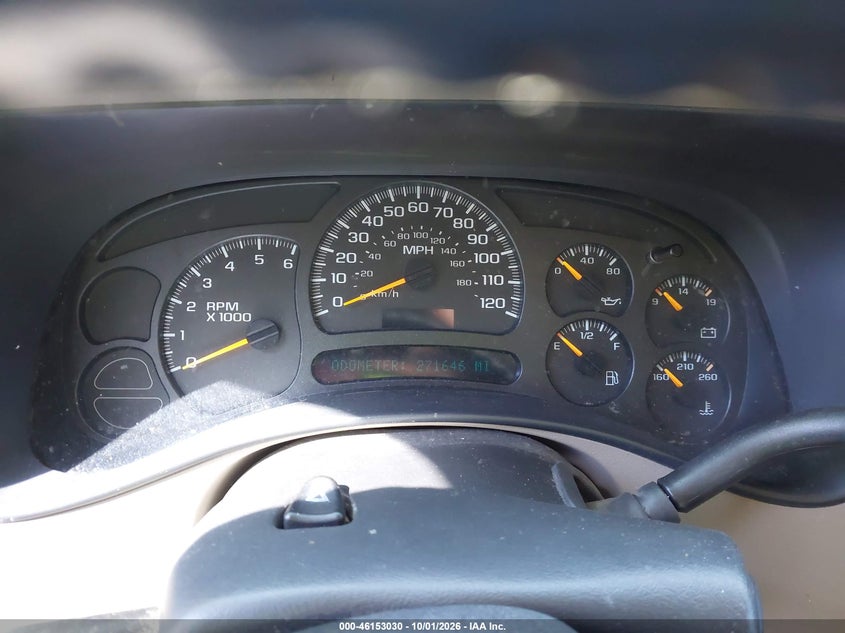 CHEVROLET SUBURBAN 1500 2005 VIN 3GNFK16Z75G226448