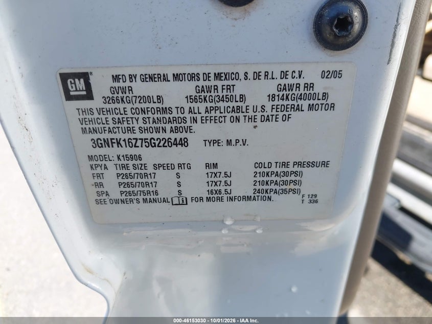 CHEVROLET SUBURBAN 1500 2005 VIN 3GNFK16Z75G226448