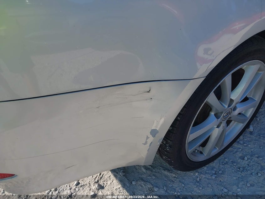 2006 LEXUS IS 250 · Фото 13
