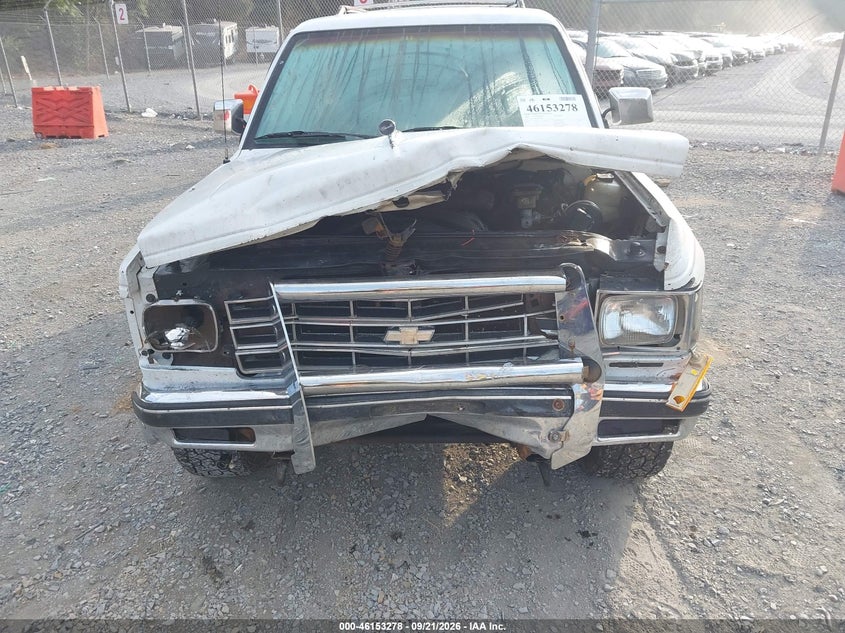 CHEVROLET BLAZER 1988 VIN 1GNCT18Z2J0170088